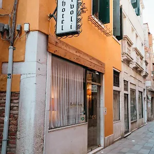 https://tivoli-venice.hotelinveneto.com