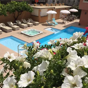 hotel-monte-rosa-chiavari.hotelitalianriviera.com/